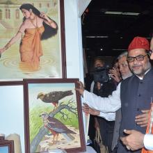 The Union Minister for Minority Affairs, Shri Mukhtar Abbas Naqvi inaugurating the Hunar Haat, at the 37th India International Trade Fair (IITF), at Pragati Maidan, in New Delhi on November 15, 2017.